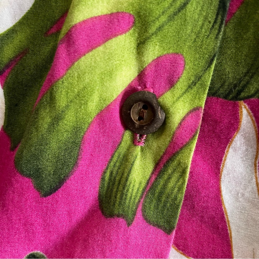 Vintage Made in Hawaii Pacific Legend Cotton Shirt | Magenta Floral | Size M - Picture 5 of 10
